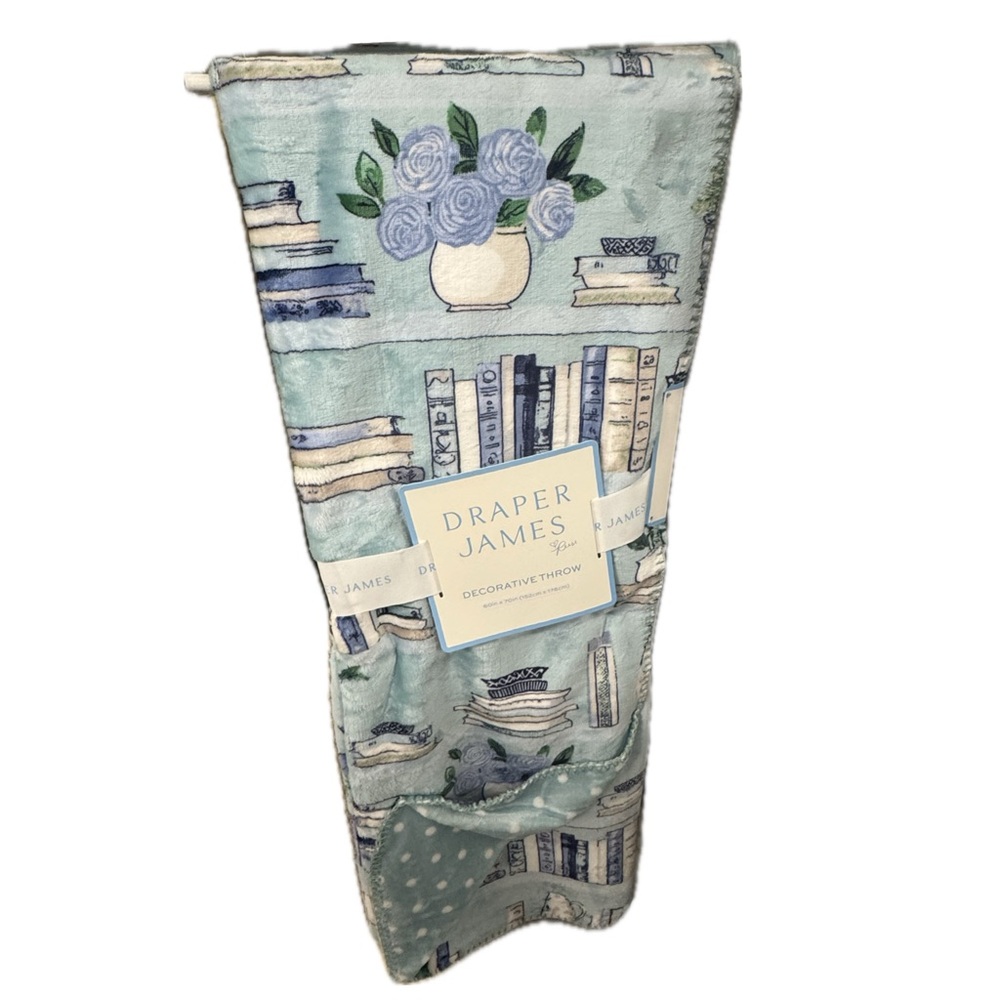 NWT Draper James by Reese Witherspoon Book Club Book Lover Throw Blanket